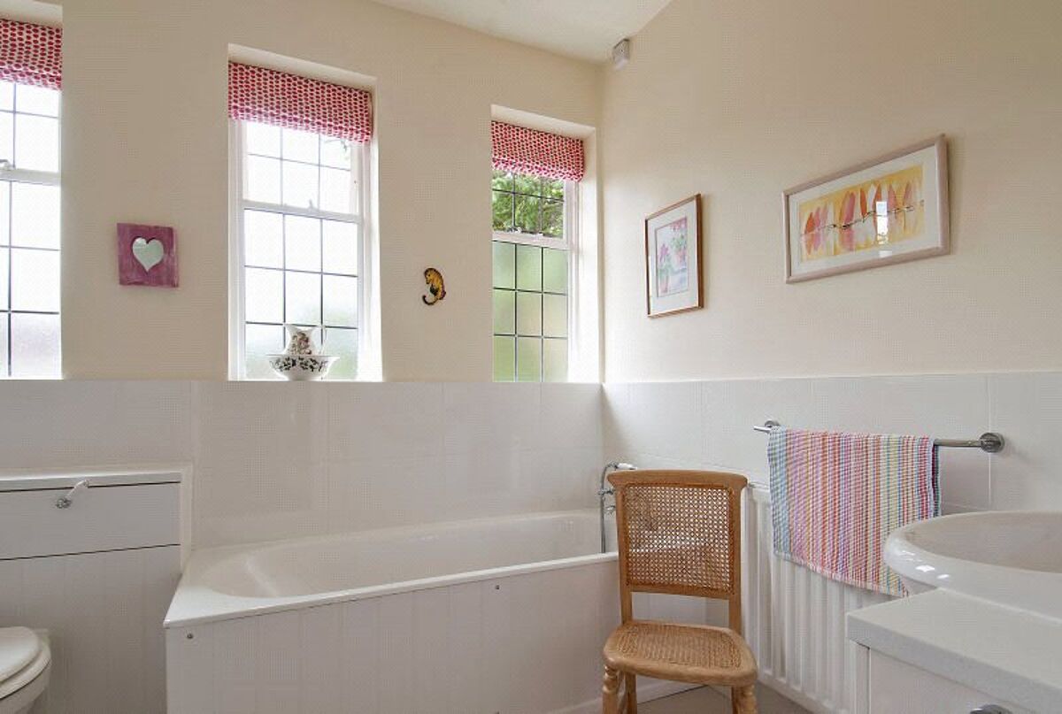 house for sale in West Common Way, Harpenden, Hertfordshire, AL5