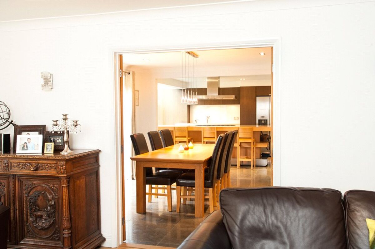 house for sale in Lanrick Copse, Off Gravel Path, Berkhamsted, Herts, HP4 BRK140181 Knight Frank