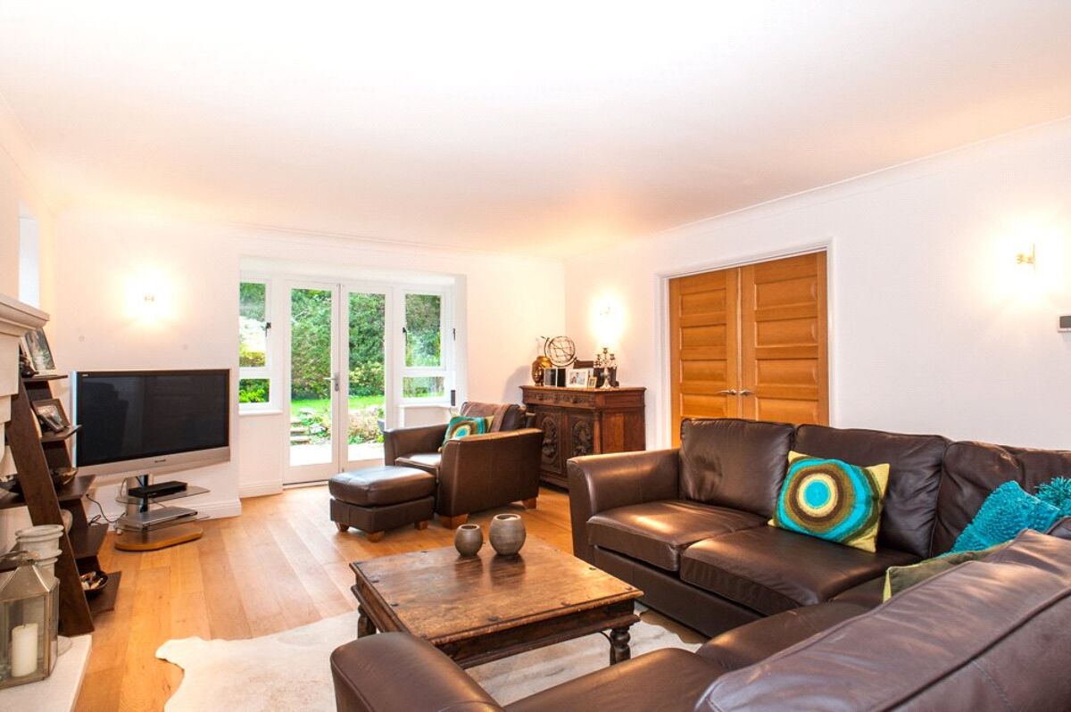 house for sale in Lanrick Copse, Off Gravel Path, Berkhamsted, Herts, HP4 BRK140181 Knight Frank