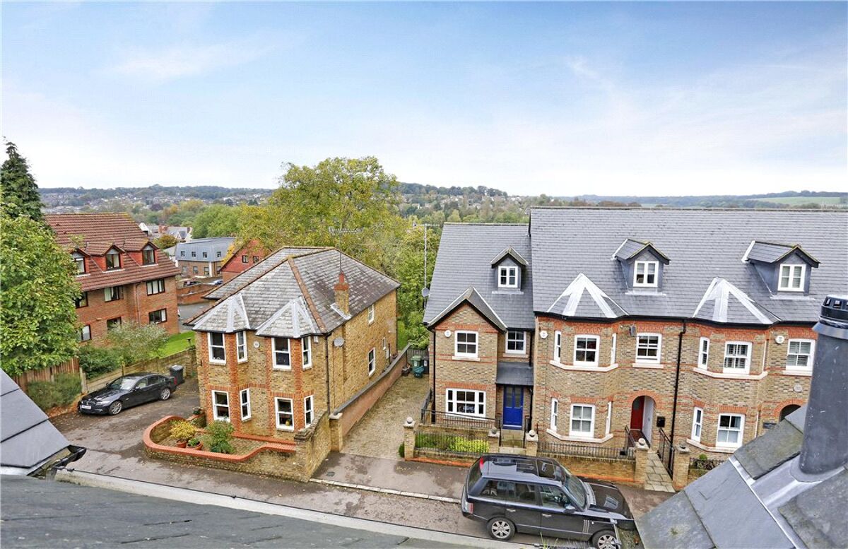 house for sale in Torrington Road, Berkhamsted, Hertfordshire, HP4 BRK140231 Knight Frank