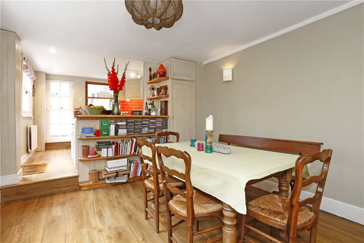 house for sale in Torrington Road, Berkhamsted, Hertfordshire, HP4 BRK140231 Knight Frank