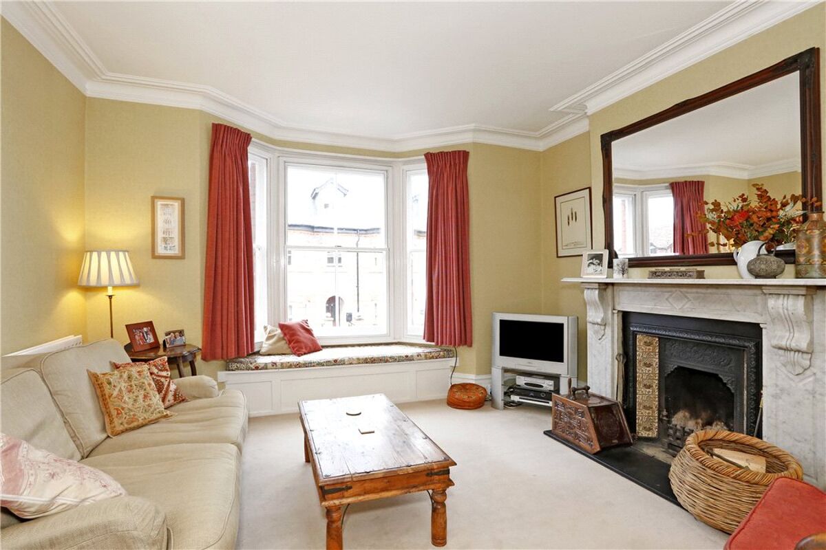 house for sale in Torrington Road, Berkhamsted, Hertfordshire, HP4 BRK140231 Knight Frank