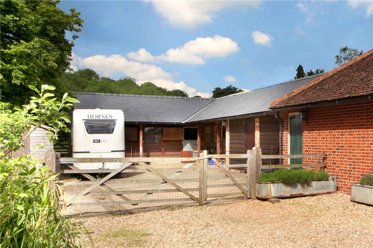 house for sale in Frithsden Gardens, Frithsden, Hemel Hempstead