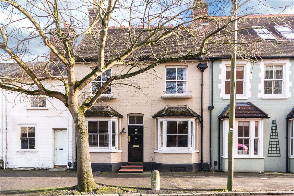 house for sale in Castle Street, Berkhamsted, Hertfordshire, HP4 BRK160003 Knight Frank