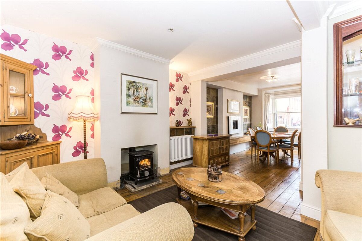 house for sale in Castle Street, Berkhamsted, Hertfordshire, HP4 BRK160003 Knight Frank