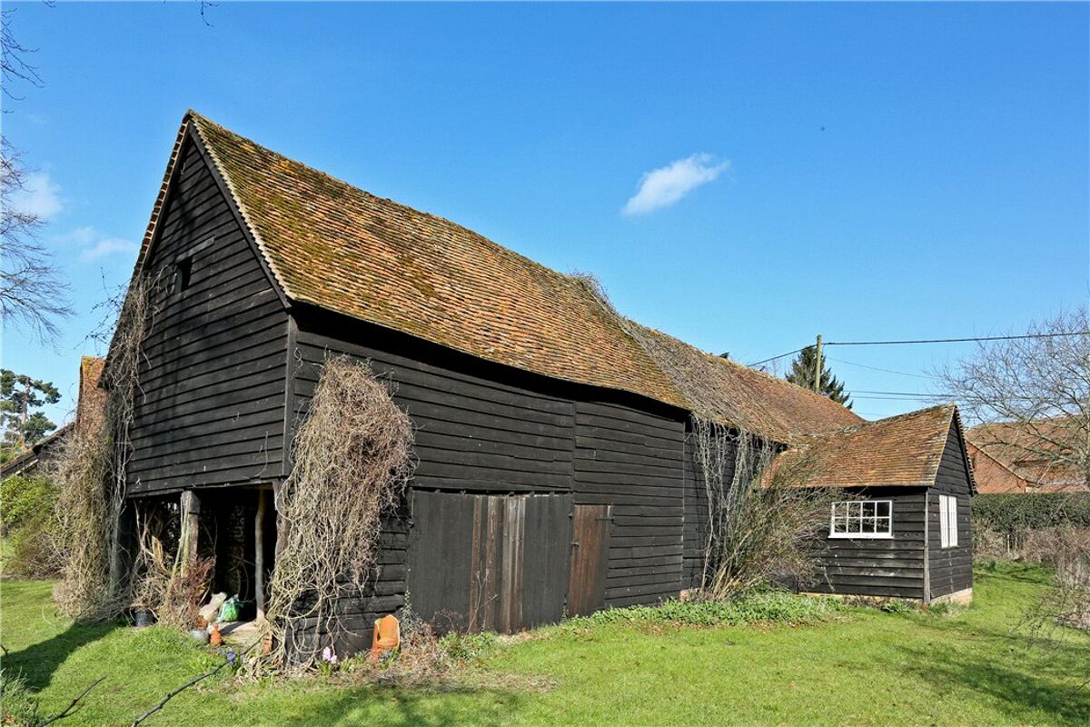 house for sale in Venus Hill, Bovingdon, Hemel Hempstead, Hertfordshire