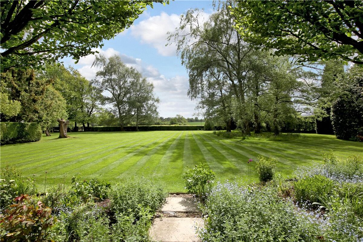 house for sale in Stoney Lane, Bovingdon, Hertfordshire, HP3