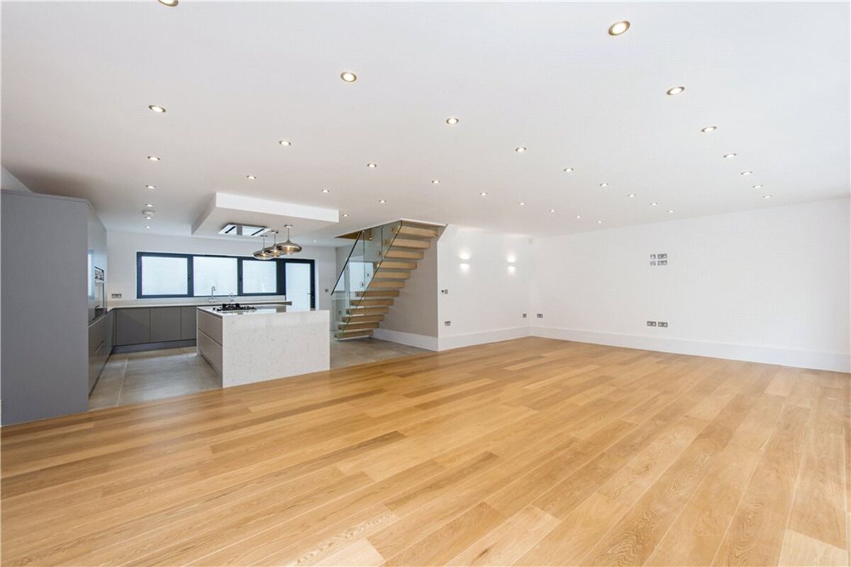 house for sale in Doctors Commons Road, Berkhamsted, Hertfordshire, HP4