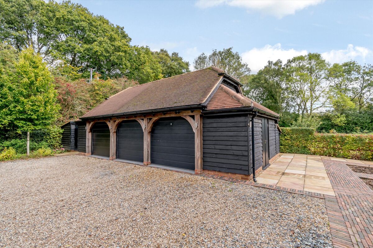 house for sale in Redwing Farmhouse, Cholesbury Road, Near Tring, Hertfordshire, HP23