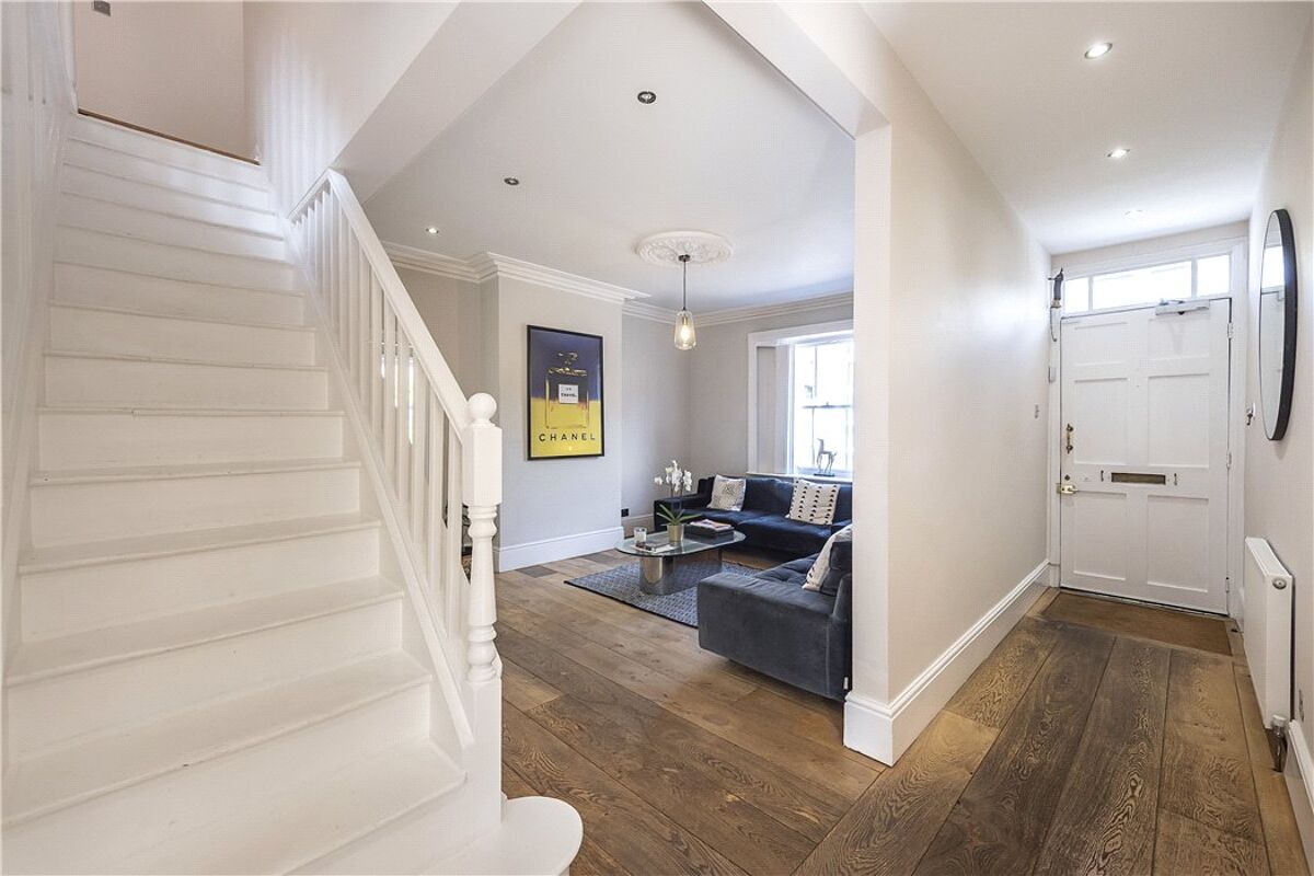 house for sale in Chapel Street, Berkhamsted, Hertfordshire, HP4