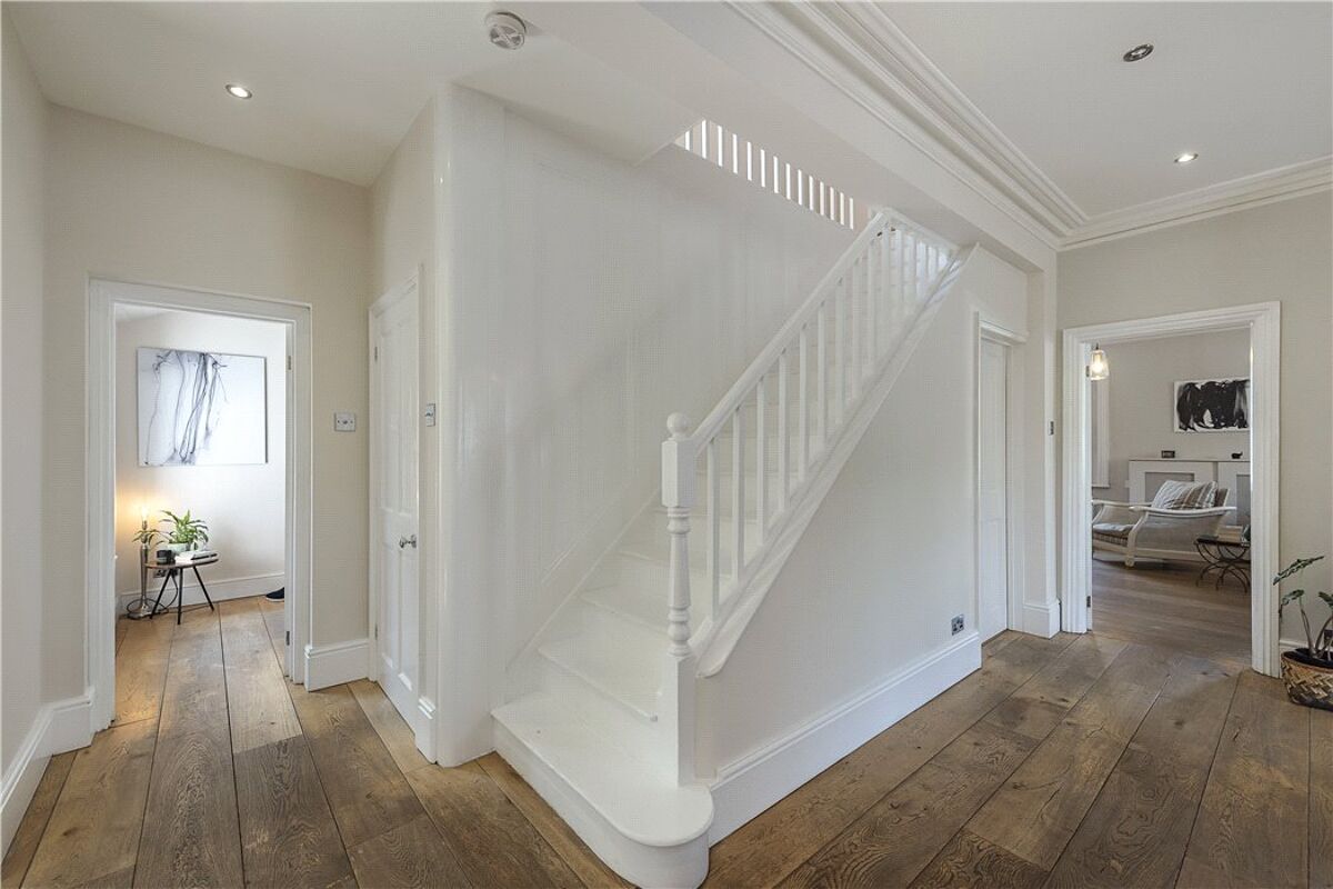 house for sale in Chapel Street, Berkhamsted, Hertfordshire, HP4