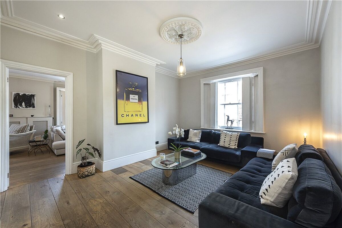 house for sale in Chapel Street, Berkhamsted, Hertfordshire, HP4