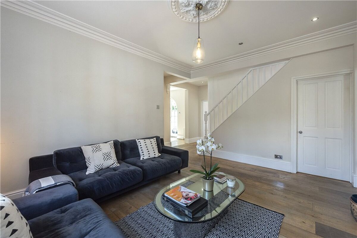 house for sale in Chapel Street, Berkhamsted, Hertfordshire, HP4