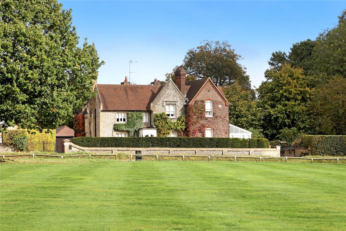 house for sale in The Common, Chipperfield, Kings Langley, Hertfordshire, WD4 BRK170190 house for sale in The Common, Chipperfield, Kings Langley, Hertfordshire, WD4 BRK170190