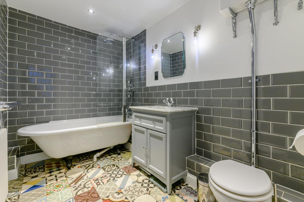 house for sale in Charles Street, Berkhamsted, Hertfordshire, HP4