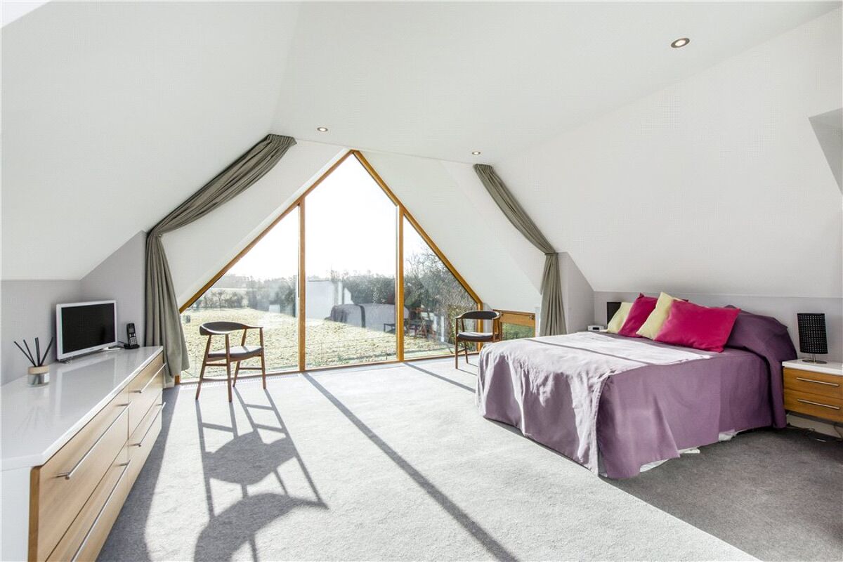 house for sale in Bank Green, Bellingdon, Chesham, Buckinghamshire, HP5