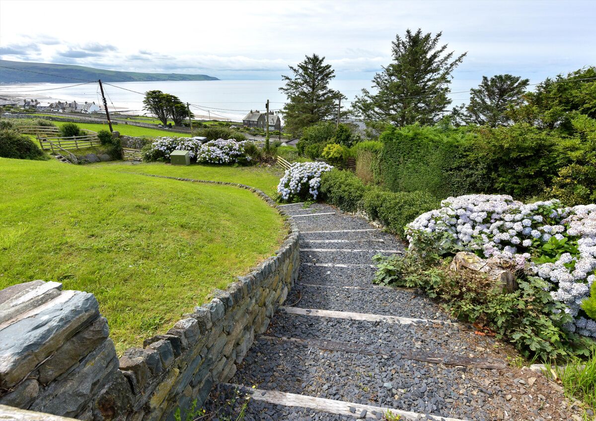 house for sale in Llanaber, Barmouth, Gwynedd, LL42 BRM012021067