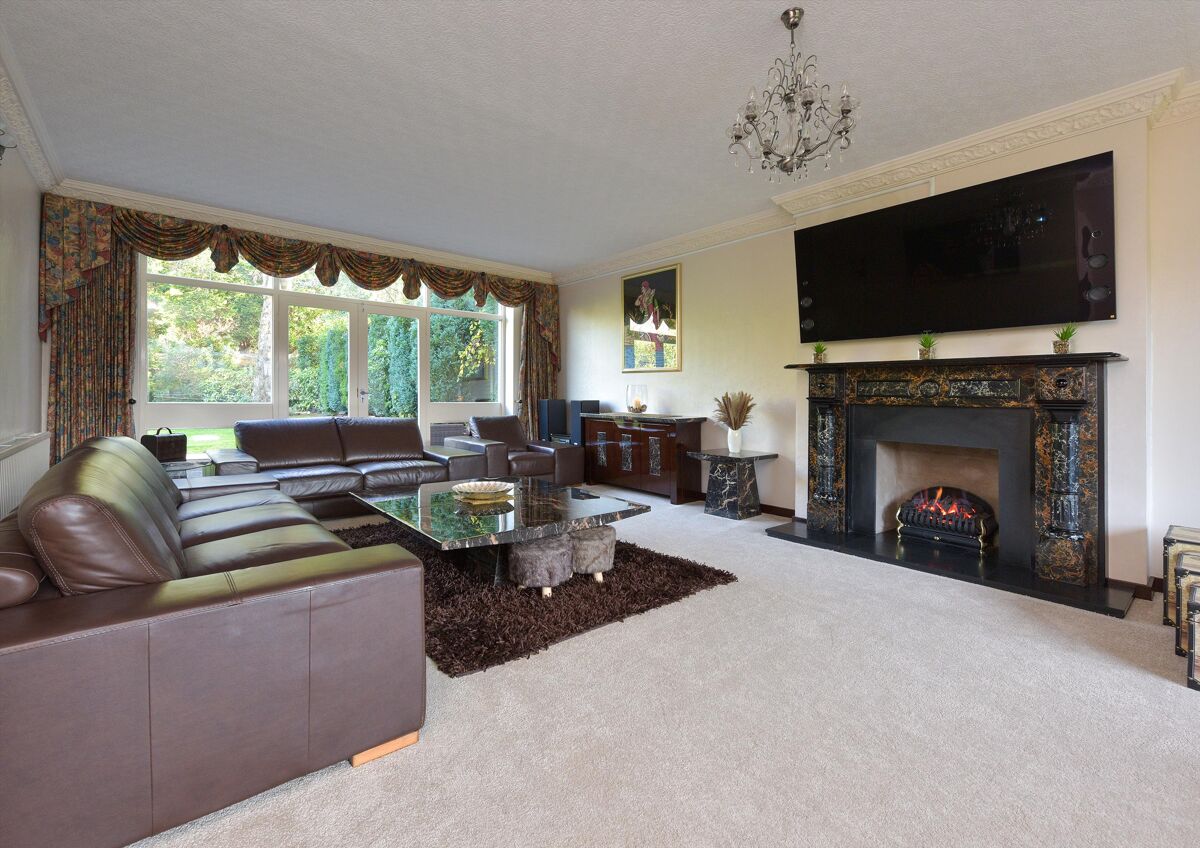 house for sale in Squirrel Walk, Sutton Coldfield, Staffordshire, B74