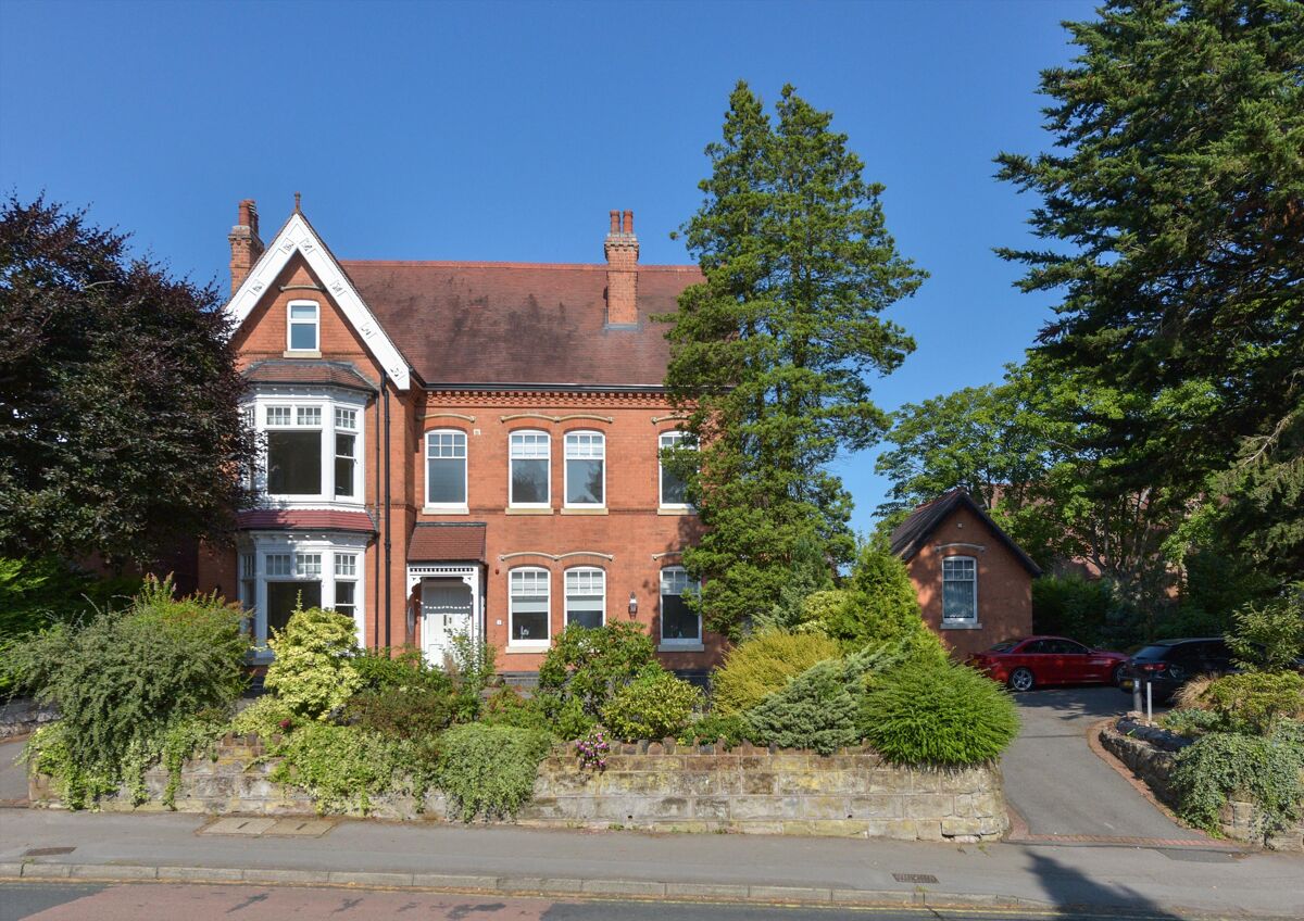 house for sale in St. Bernards Road, Solihull, West Midlands, B92 BRM012030522 Knight Frank house for sale in St. Bernards Road, Solihull, West Midlands, B92 BRM012030522 Knight Frank