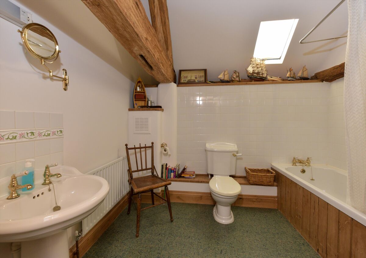 house for sale in Walsh Lane, Meriden, Coventry, West Midlands, CV7 BRM012085900 Knight Frank