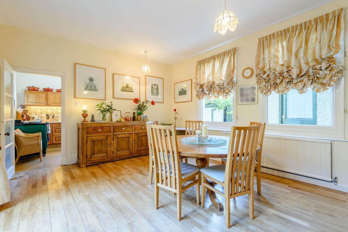 5 bedroom, semidetached house, for sale in Moseley Knight Frank