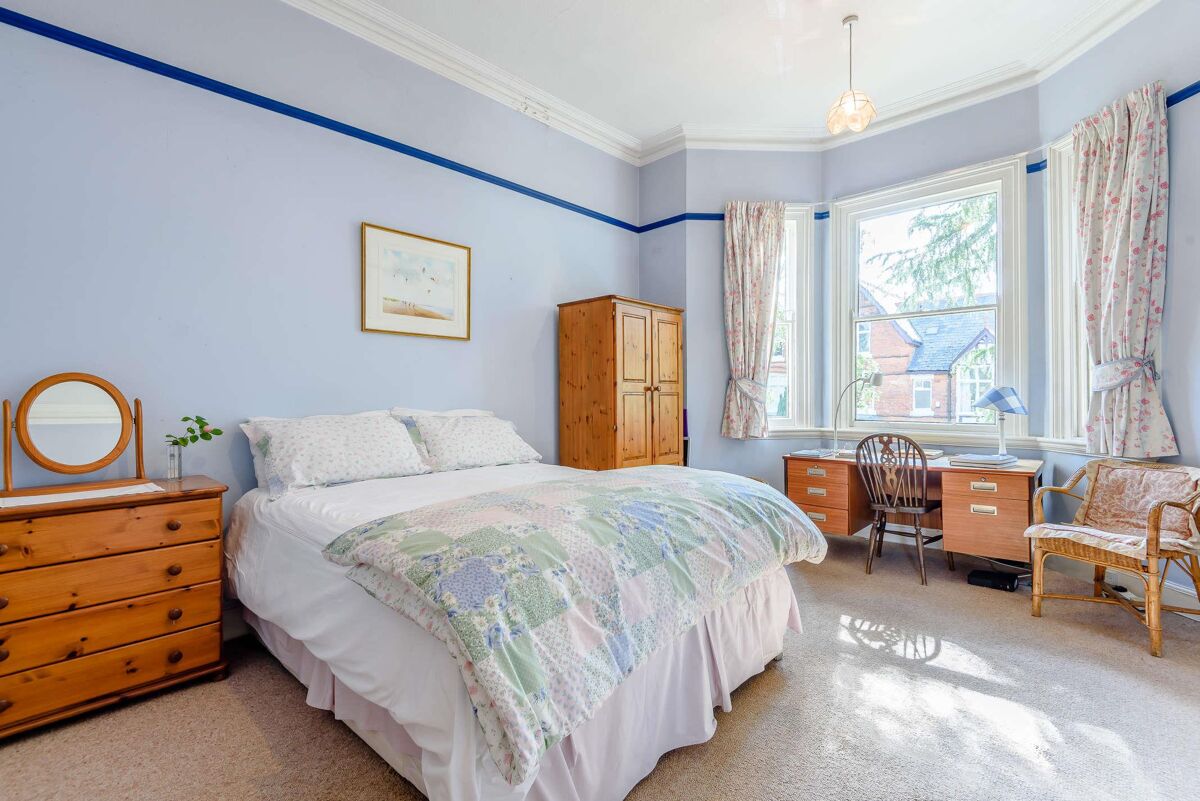 5 bedroom, semidetached house, for sale in Moseley Knight Frank