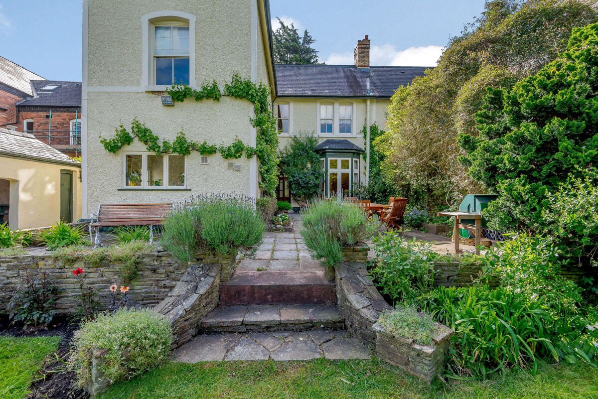 5 bedroom, semidetached house, for sale in Moseley Knight Frank