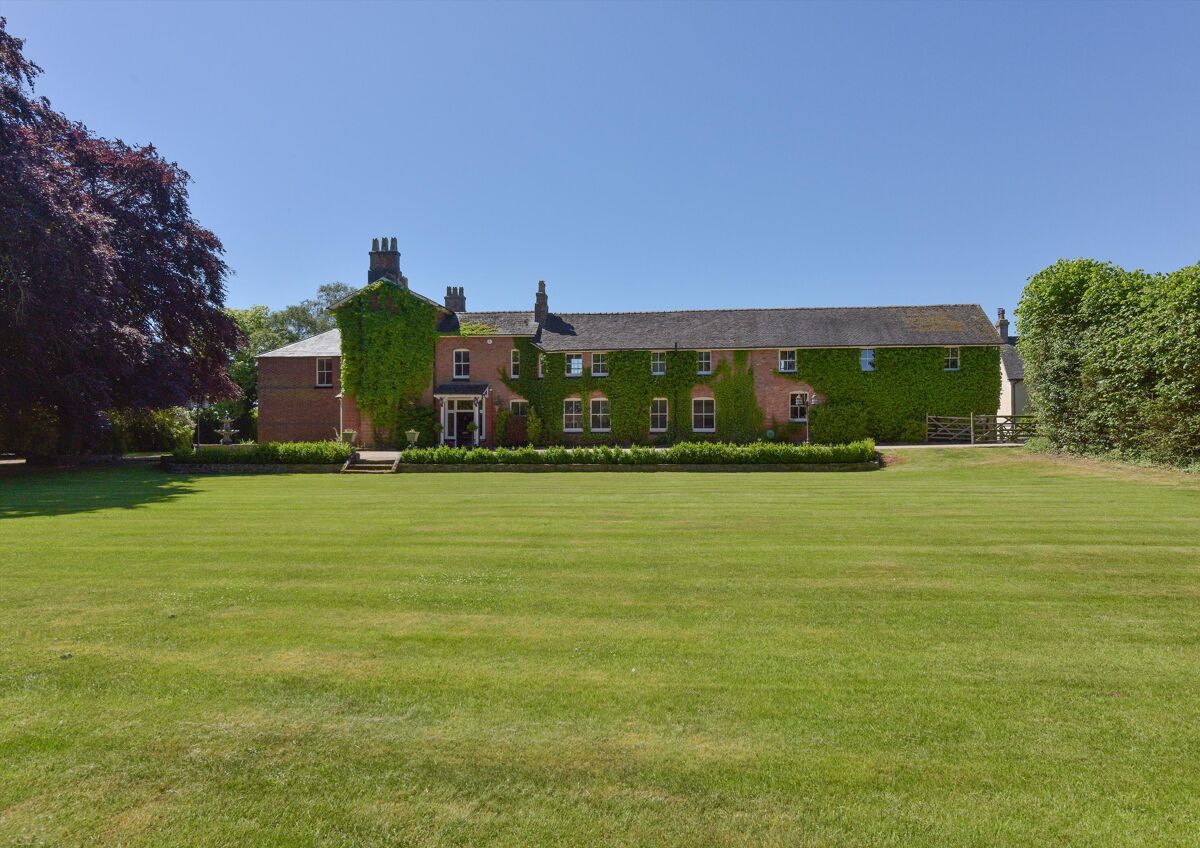 house for sale in Whitgreave, Stafford, Staffordshire, ST18 BRM012118387 Knight Frank