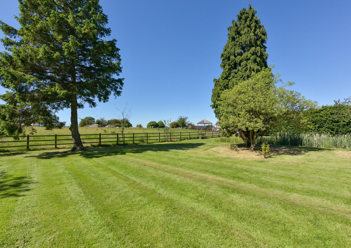 house for sale in Whitgreave, Stafford, Staffordshire, ST18