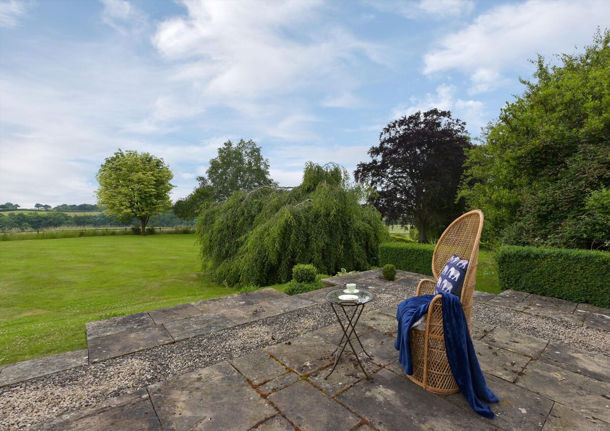 house for sale in Callingwood Hall, Tatenhill, BurtononTrent, Staffordshire, DE13