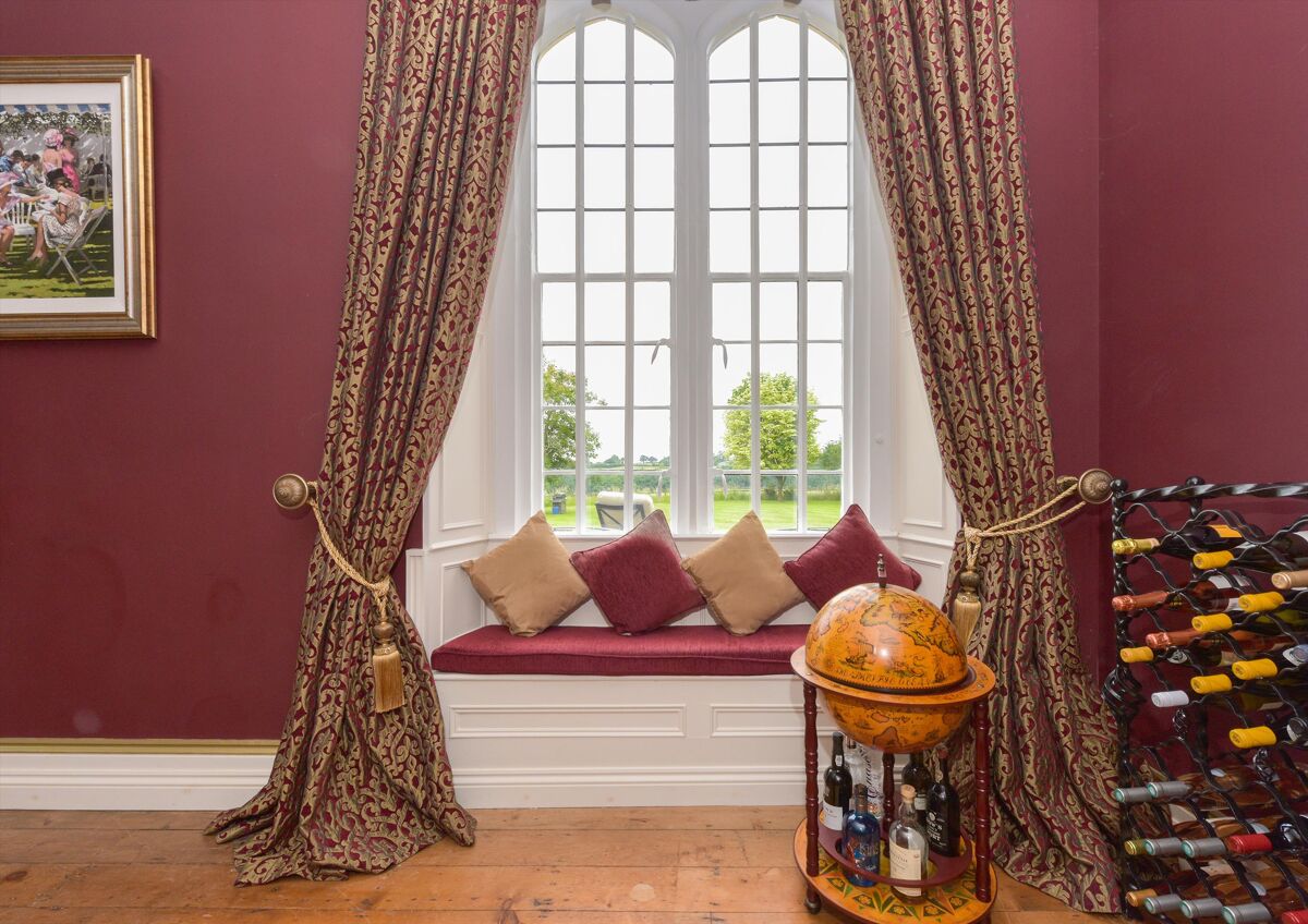 house for sale in Callingwood Hall, Tatenhill, BurtononTrent, Staffordshire, DE13