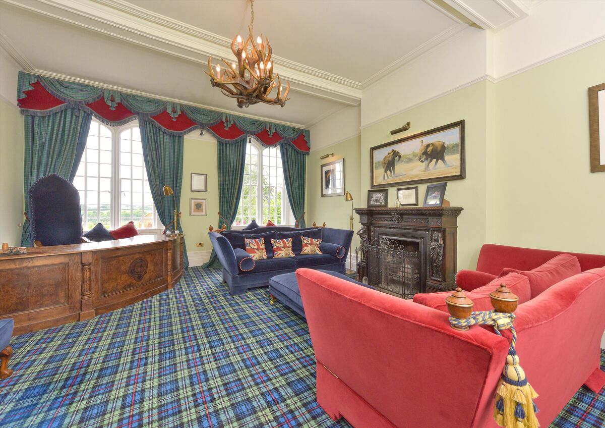 house for sale in Callingwood Hall, Tatenhill, BurtononTrent, Staffordshire, DE13