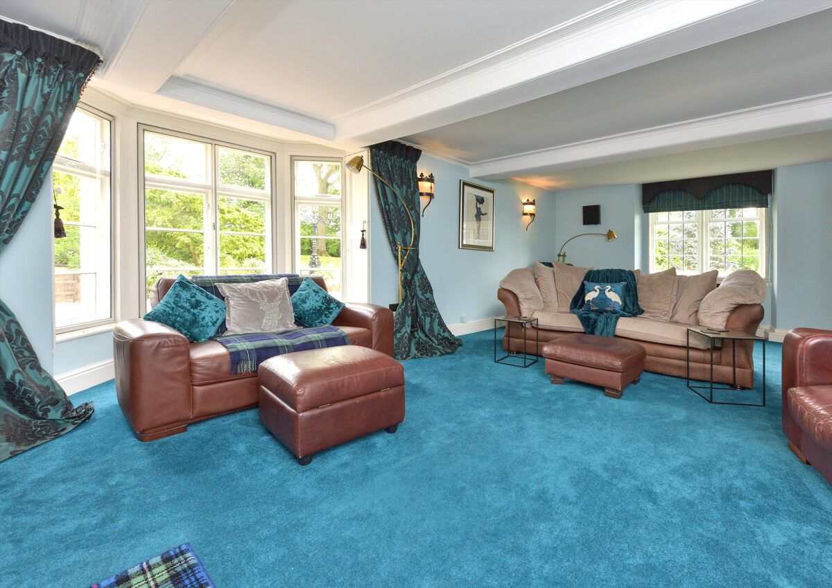 house for sale in Callingwood Hall, Tatenhill, BurtononTrent, Staffordshire, DE13