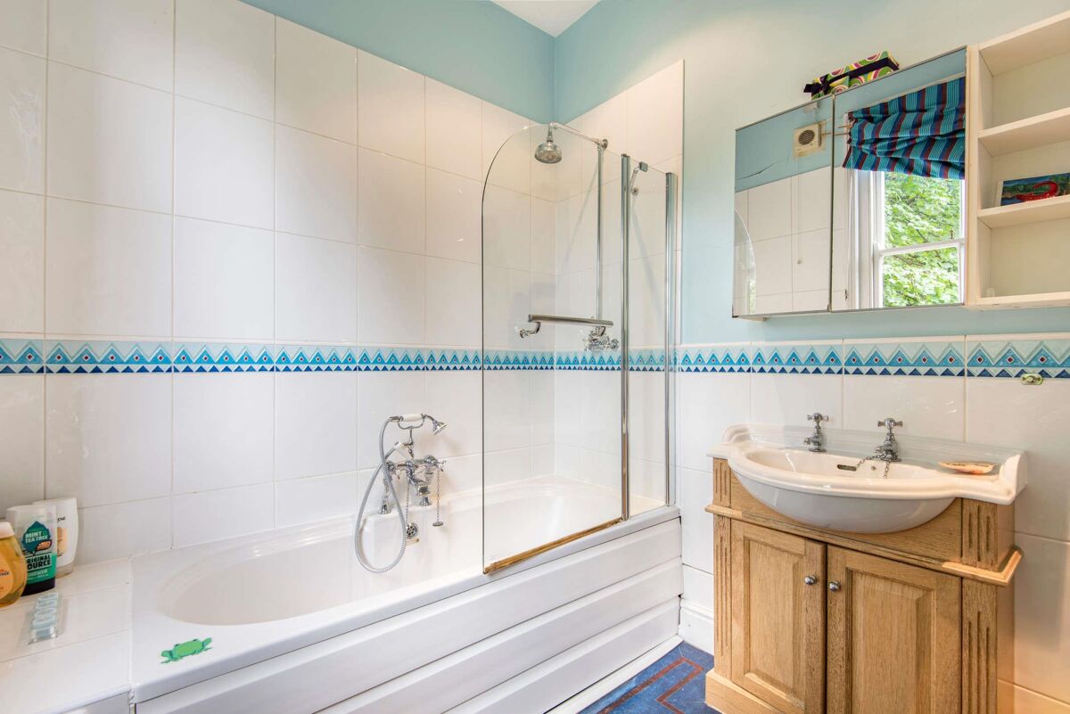 house for sale in Ravenhurst Road, Harborne, Birmingham, B17