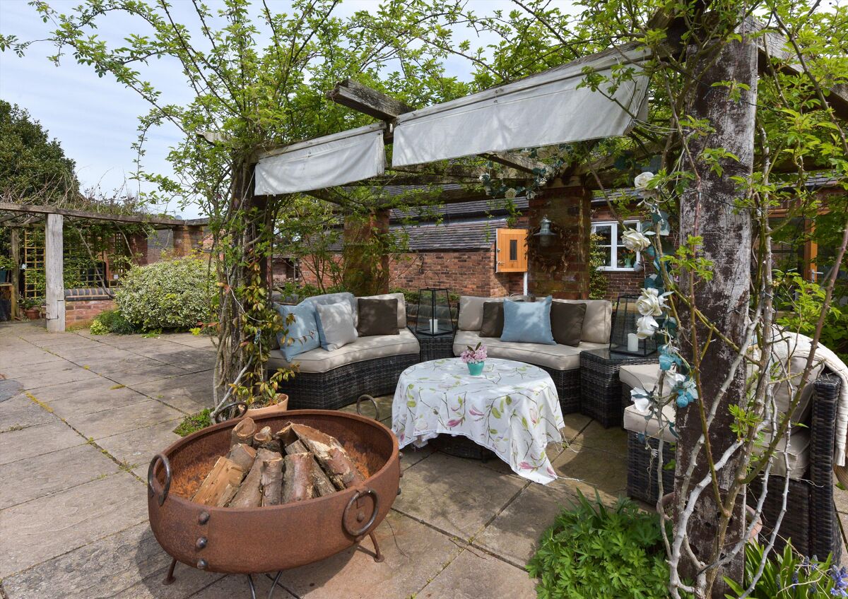 house for sale in Fisherwick Road, Lichfield, Staffordshire, WS14