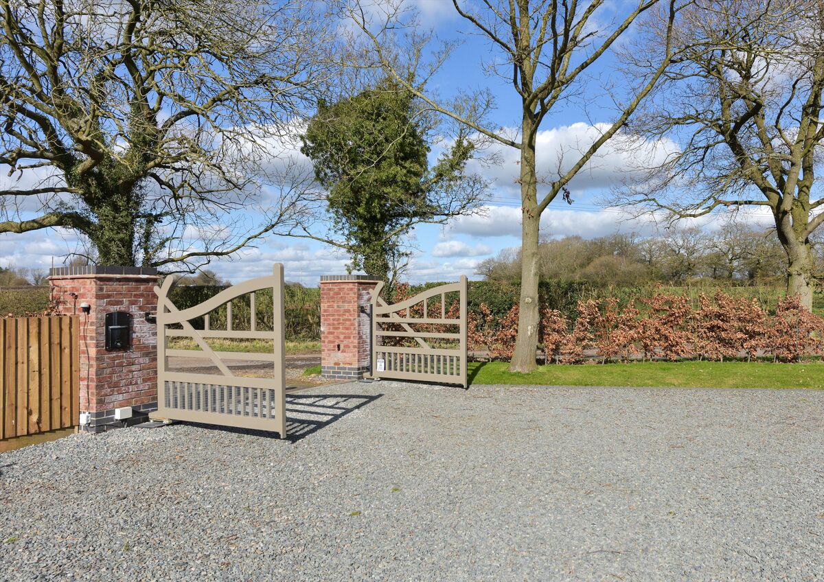 house for sale in Nuthurst Lane, Astley, Nuneaton, Warwickshire, CV10