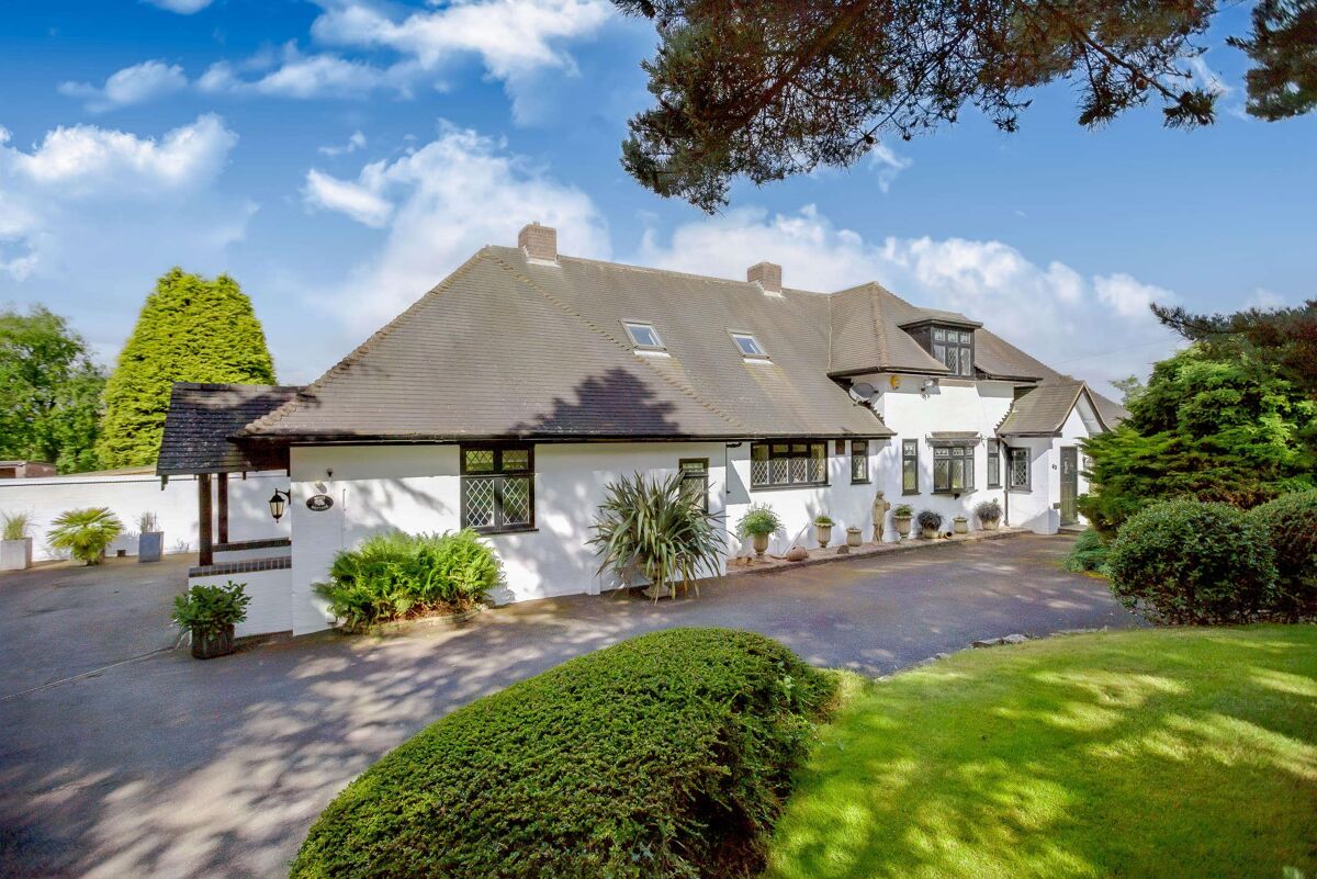 house for sale in Longwood Road, Walsall, West Midlands, WS9