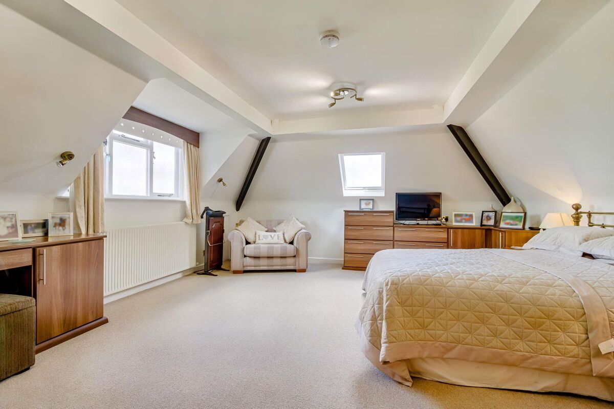 house for sale in Longwood Road, Walsall, West Midlands, WS9