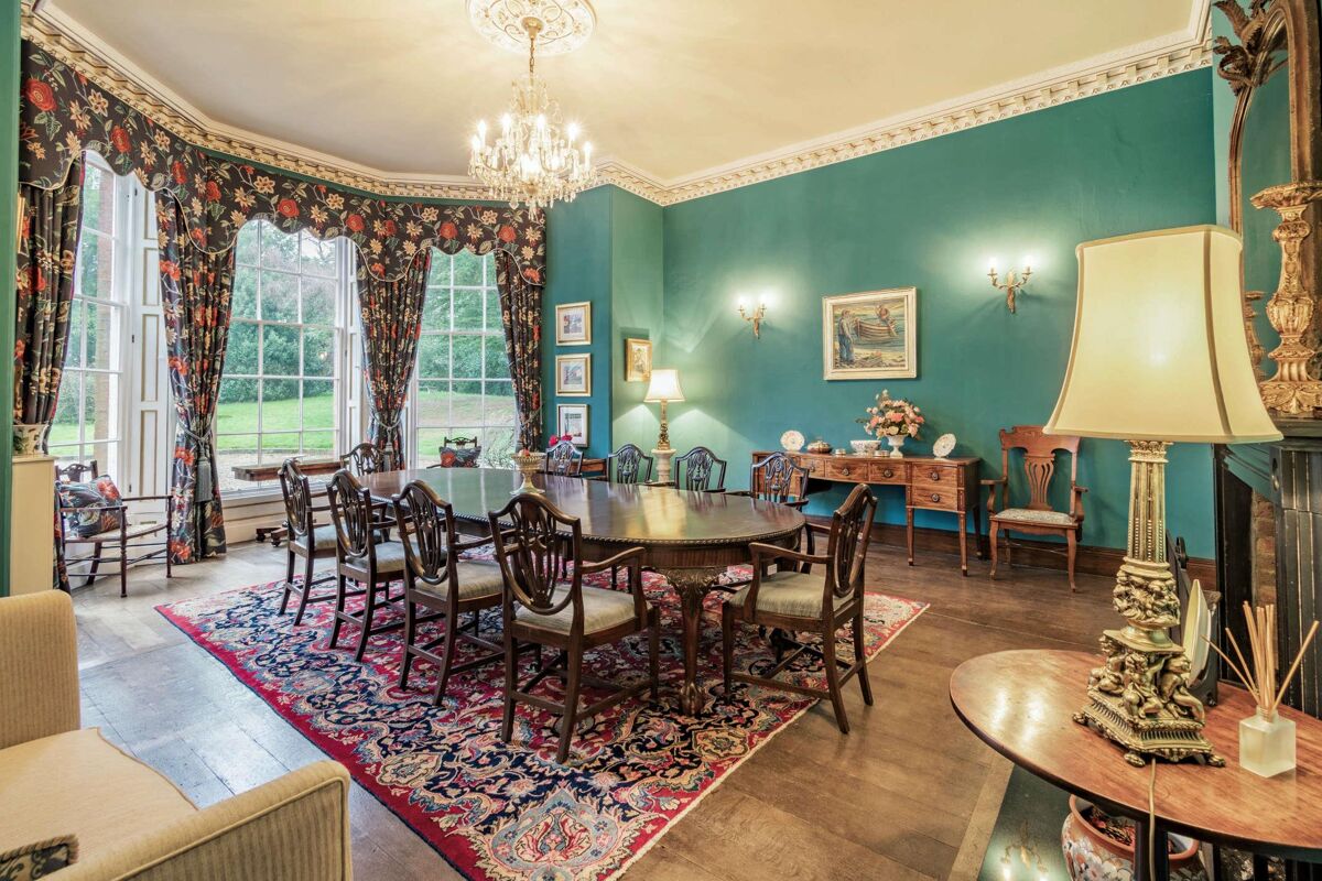 house for sale in Auchinleck Drive, Lichfield, Staffordshire, WS13