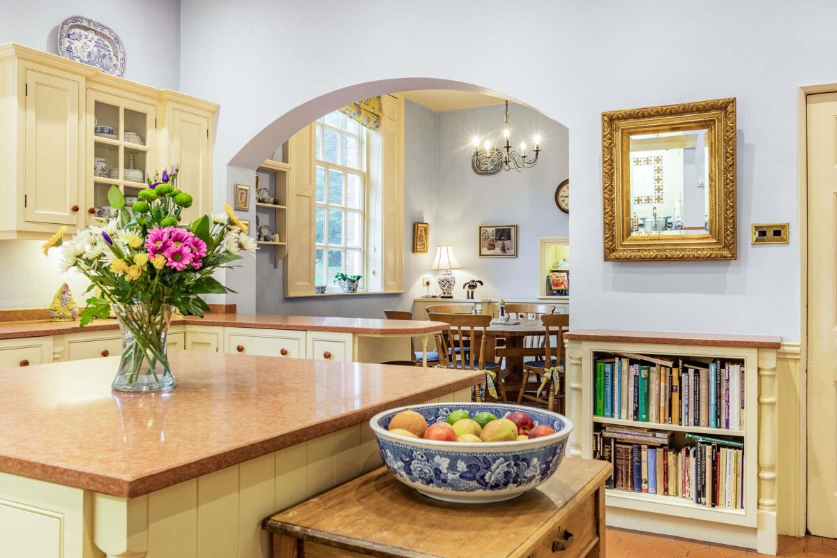 house for sale in Auchinleck Drive, Lichfield, Staffordshire, WS13