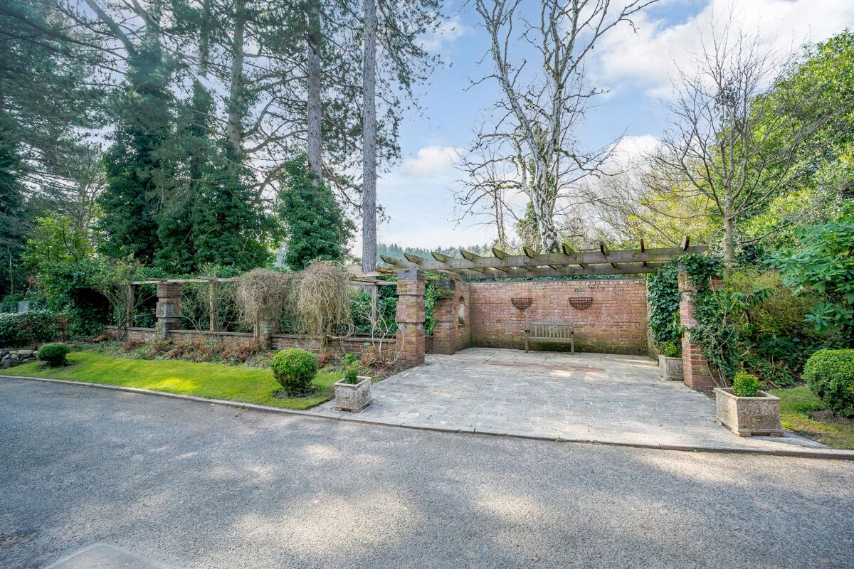 house for sale in Laureates Walk, Four Oaks Estate, Sutton Coldfield