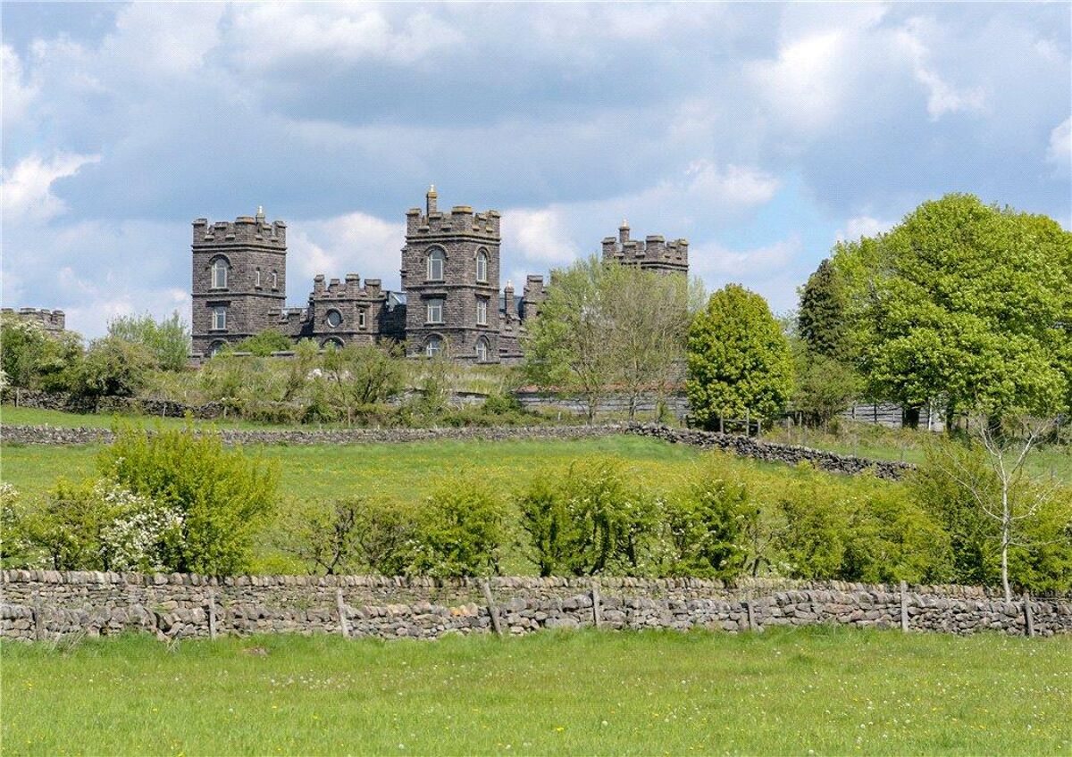 house for sale in Hearthstone Lane, Riber, Matlock, Derbyshire, DE4