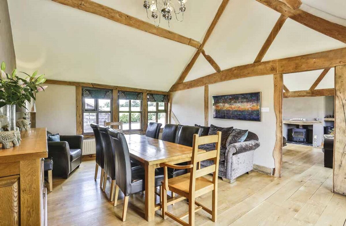 house for sale in Worcester Road, Harvington, Kidderminster