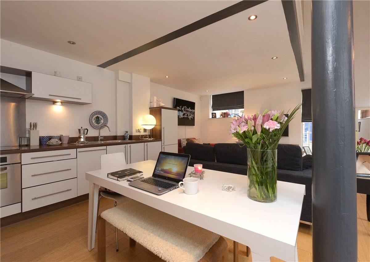 flat for sale in Scholars Gate, 80 Severn Street, Birmingham, West