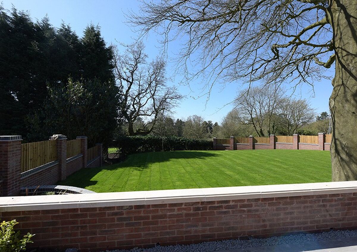 Property for sale Helen's Gate, Plymouth Road, Barnt Green