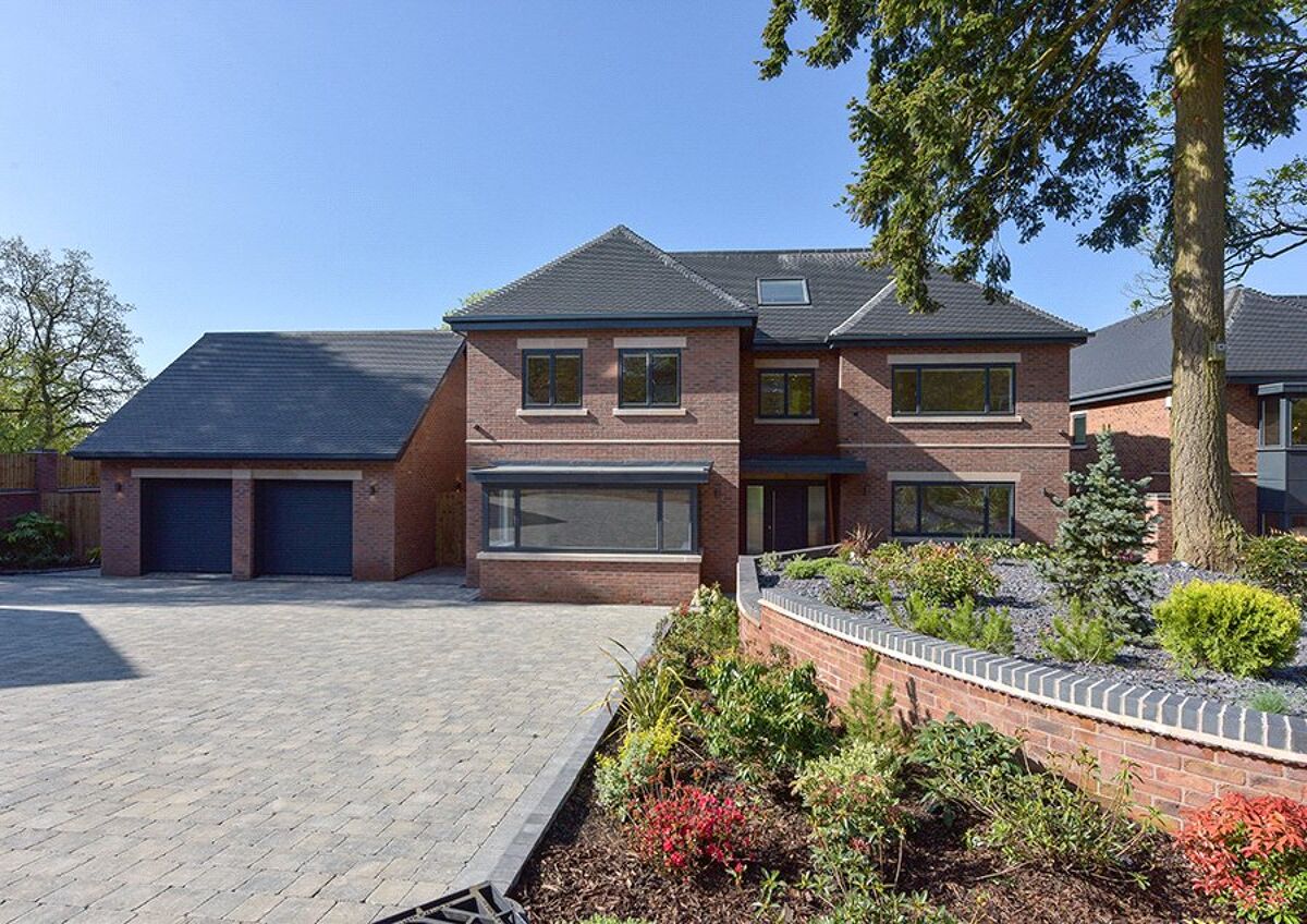 house for sale in Helen's Gate, Plymouth Road, Barnt Green, Birmingham