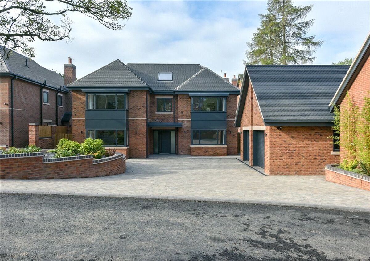 house for sale in Helen's Gate, 9 Plymouth Road, Barnt Green