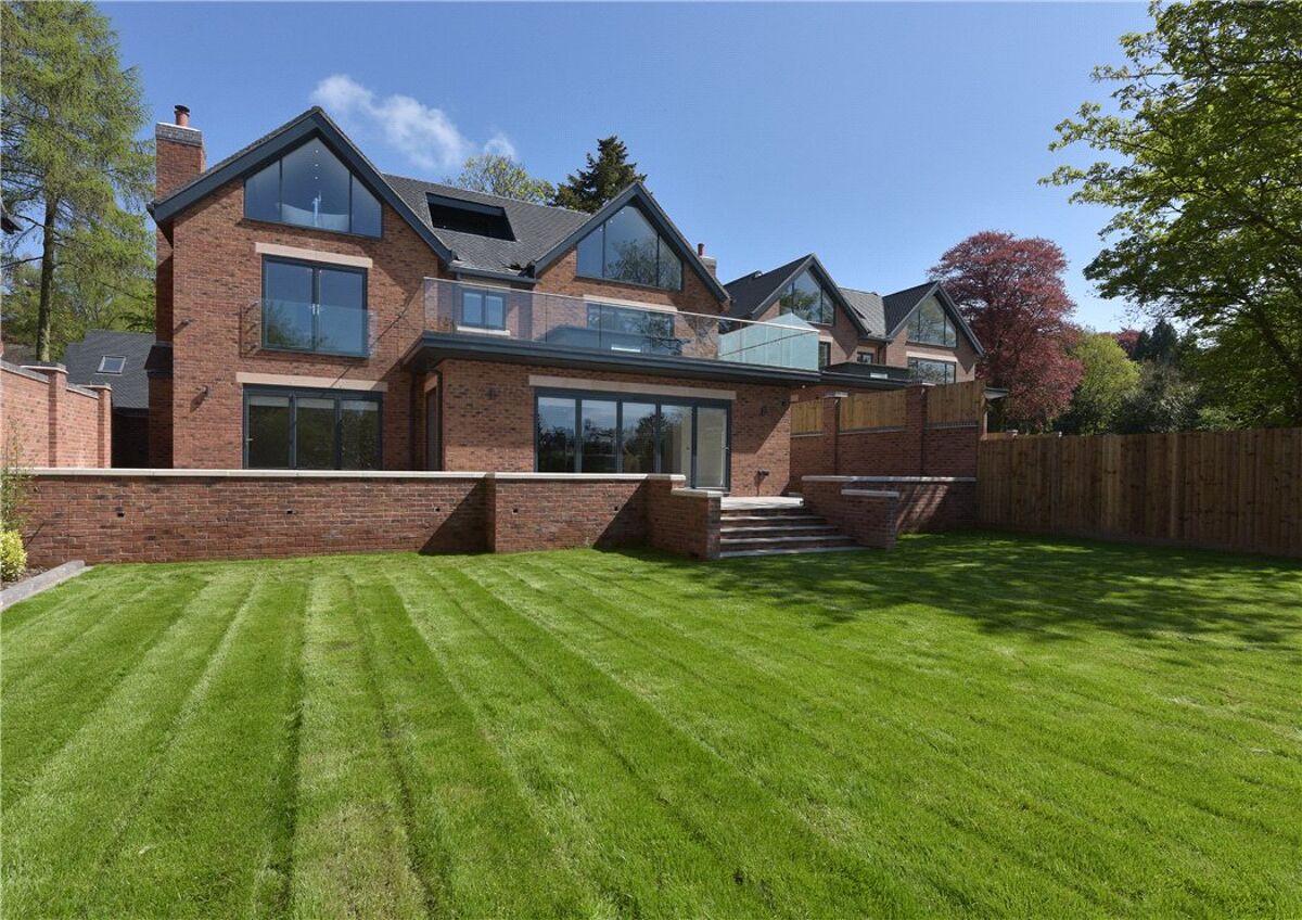 house for sale in Helen's Gate, 9 Plymouth Road, Barnt Green