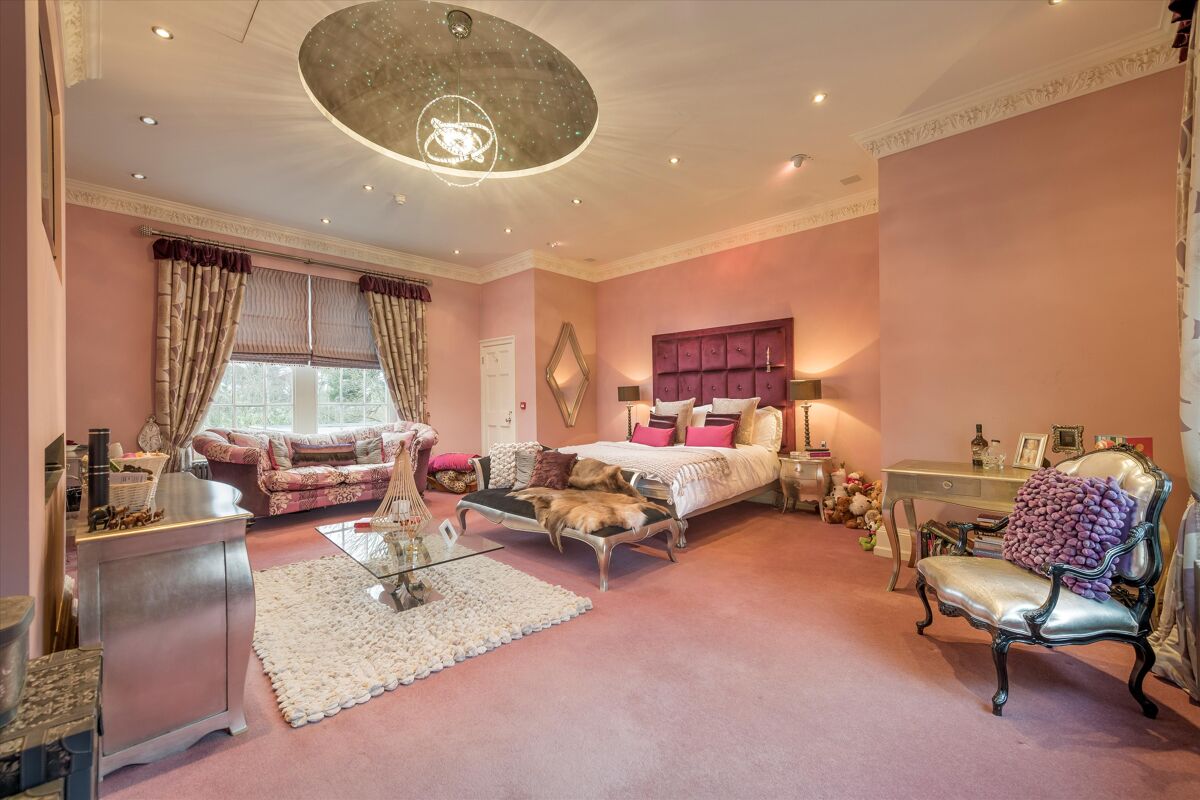 house for sale in Stourbridge Road,