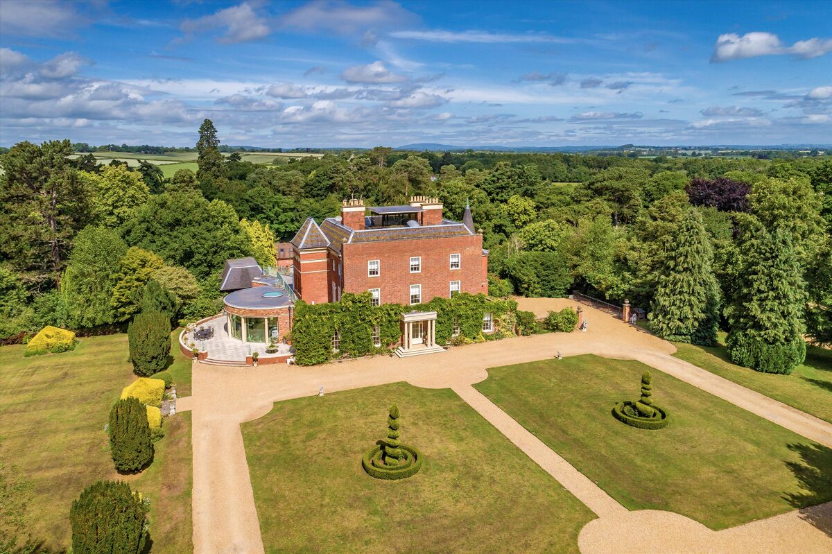 house for sale in Stourbridge Road, Stanmore, Bridgnorth, Shropshire